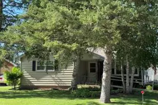 5232 W Donna Dr, Brown Deer, WI 53223 - Photo 1