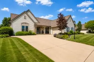 1122 River Pl Blvd, Waukesha, WI 53189 - Photo 1