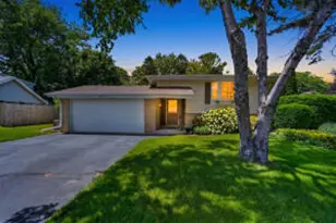 5434 Whirlaway Ln, Racine, WI 53402 - Photo 1