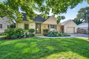 216 S Elmwood Ave, Burlington, WI 53105 - Photo 1