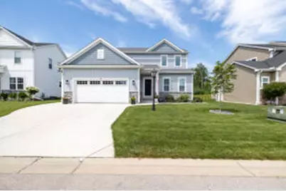 552  Wild Oak Rd, Hartland, WI 53029 - Photo 1