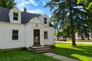 4902 N 19th St., Milwaukee, WI 53209 - Photo 1