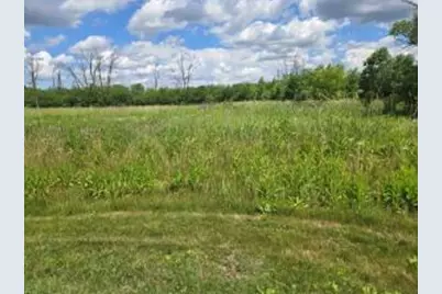W177N7299  Raw Amber Ct, Menomonee Falls, WI 53051 - Photo 1