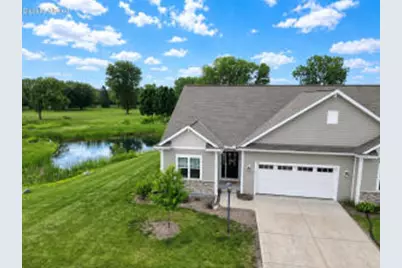 7871 W Park Circle Way, Franklin, WI 53132 - Photo 1