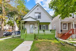 2803 W Burnham St, Milwaukee, WI 53215 - Photo 1