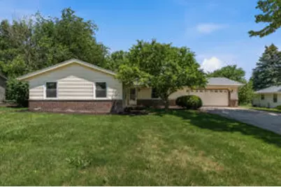 N101W15864  Santa Fe Dr, Germantown, WI 53022 - Photo 1