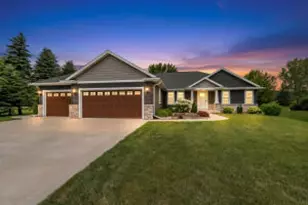 W4095 Thornwood Dr, Taycheedah, WI 53049 - Photo 1