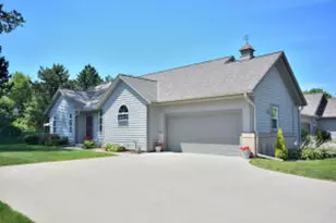 W232N3011 Emerald Ln, Pewaukee, WI 53072 - Photo 1