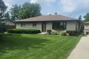 19004 58th Rd, Racine, WI 53182 - Photo 1