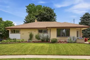 5782 S New York Ave, Cudahy, WI 53110 - Photo 1