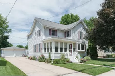 617 N Main St, Mayville, WI 53050 - Photo 1