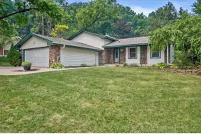 2816  Woodridge Ct, Waukesha, WI 53188 - Photo 1