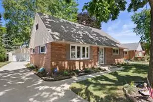 4201 N 89th St, Milwaukee, WI 53222 - Photo 1