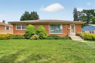1001 Virginia St, Racine, WI 53405 - Photo 1