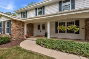 10312 N Versailles Ct, Mequon, WI 53092 - Photo 1