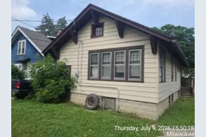 4735 N 51st Blvd, Milwaukee, WI 53218 - Photo 1