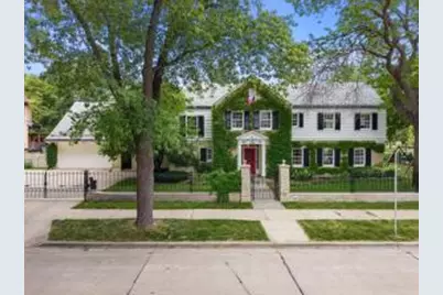 2808 N Shepard Ave, Milwaukee, WI 53211 - Photo 1