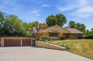 3580 Sunnycrest Dr, Brookfield, WI 53005 - Photo 1