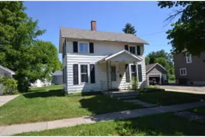 542 W Whitewater St, Whitewater, WI 53190 - Photo 1