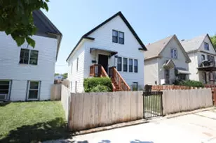 2479 S 10th St, Milwaukee, WI 53215 - Photo 1