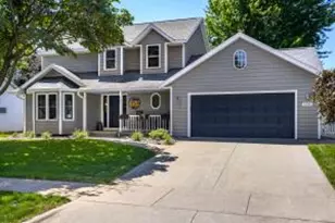 1341 4th Ave, Onalaska, WI 54650 - Photo 1