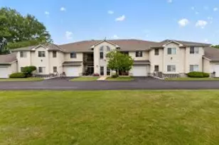 6115 S Creekside Dr, Cudahy, WI 53110 - Photo 1