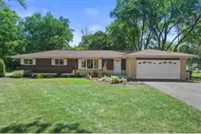 3580  Hollywood Ln, Brookfield, WI 53045 - Photo 1