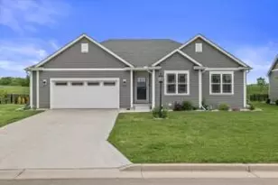 35077 Yahara Dr, Summit, WI 53066 - Photo 1