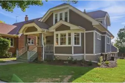 527 S 7th Ave, West Bend, WI 53095 - Photo 1