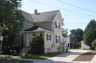 117 Cook St, Waukesha, WI 53186 - Photo 1