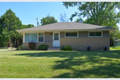 4625 W Parkland Ave, Brown Deer, WI 53223 - Photo 1