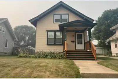 325  Wilson Ave, Waukesha, WI 53186 - Photo 1