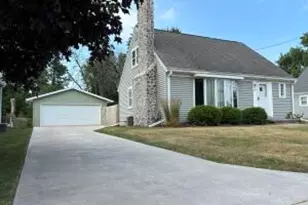 149 W Center Ave, Cedar Grove, WI 53013 - Photo 1