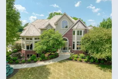 21100  Chancery Ct, Brookfield, WI 53045 - Photo 1
