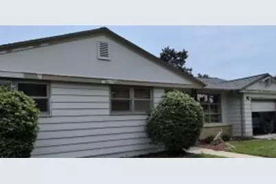 731  Crab Tree Ln, Racine, WI 53406 - Photo 1