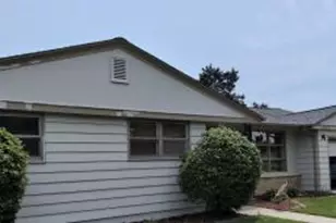 731 Crab Tree Ln, Racine, WI 53406 - Photo 1