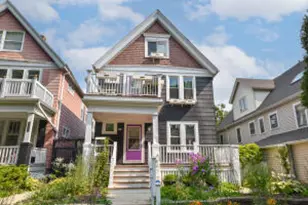824 E Auer Ave, Milwaukee, WI 53212 - Photo 1