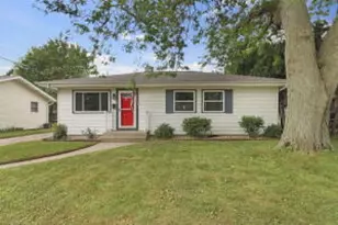 1821 84th Pl, Kenosha, WI 53143 - Photo 1