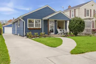 2011 N 85th St, Wauwatosa, WI 53226 - Photo 1