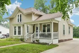 133 Franklin St, Lake Mills, WI 53551 - Photo 1