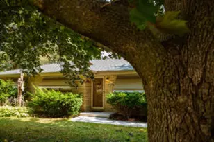 N76W14308 Northpoint Dr, Menomonee Falls, WI 53051 - Photo 1