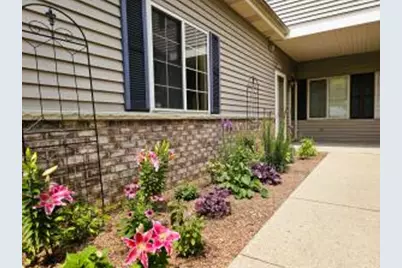 2178  Pine Ridge Ct, Grafton, WI 53024 - Photo 1
