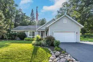 N3237 Robin Rd, Geneva, WI 53147 - Photo 1