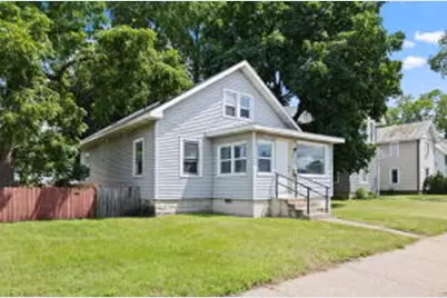 1626  George St, La Crosse, WI 54603 - Photo 1