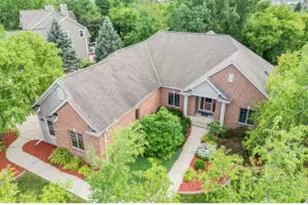 W171N5517 Autumn View Ln, Menomonee Falls, WI 53051 - Photo 1