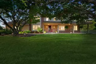 S67W23715 Fernwood Ct, Vernon, WI 53189 - Photo 1