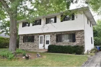 3547  Oakwood Dr #3549, Racine, WI 53406 - Photo 1