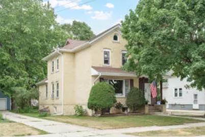 409 S 7th St, Watertown, WI 53094 - Photo 1