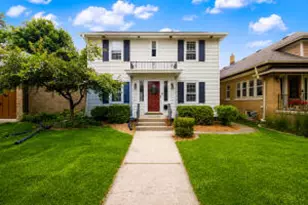 4628 N Newhall St, Whitefish Bay, WI 53211 - Photo 1