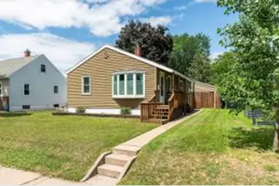 2119  Farnam St, La Crosse, WI 54601 - Photo 1